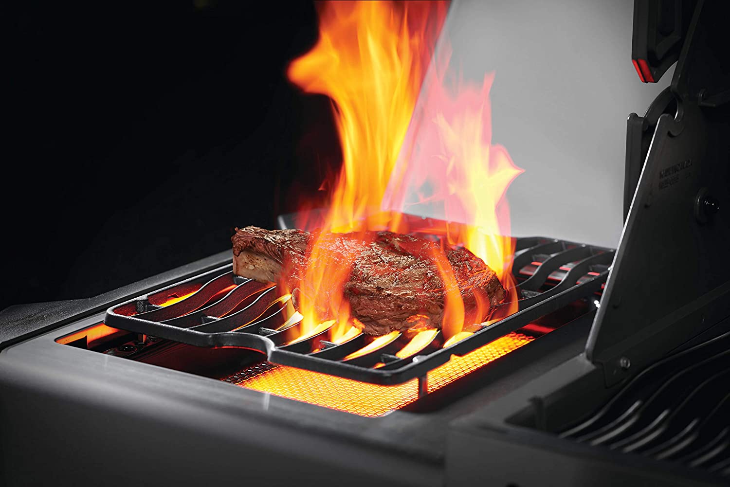 NAPOLEON P500RSIBNK-3 PRESTIGE® 500 RSIB GAS GRILL with Infrared Side and Rear Burner