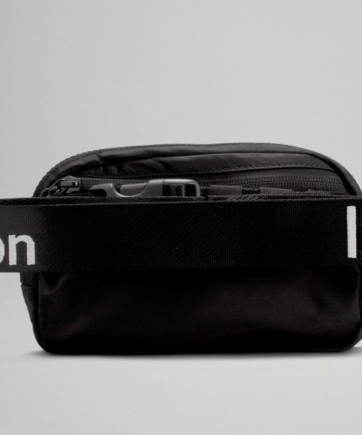 Lululemon Everywhere Belt Bag 1L, Black/White