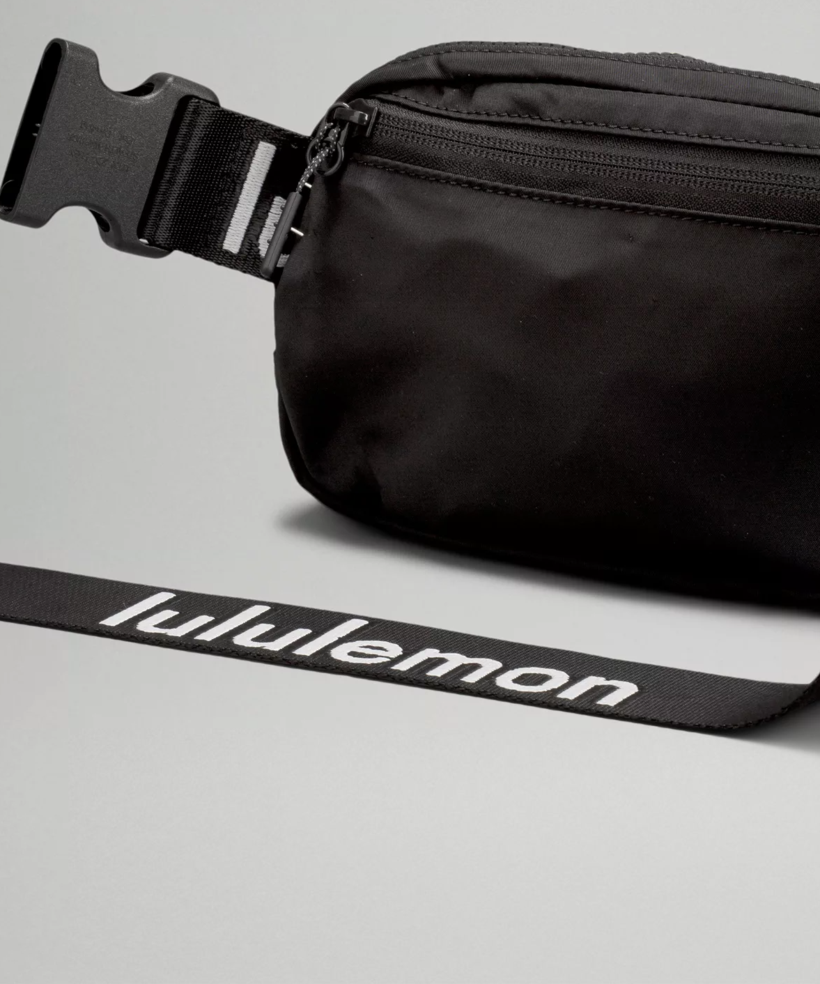 Lululemon Everywhere Belt Bag 1L, Black/White